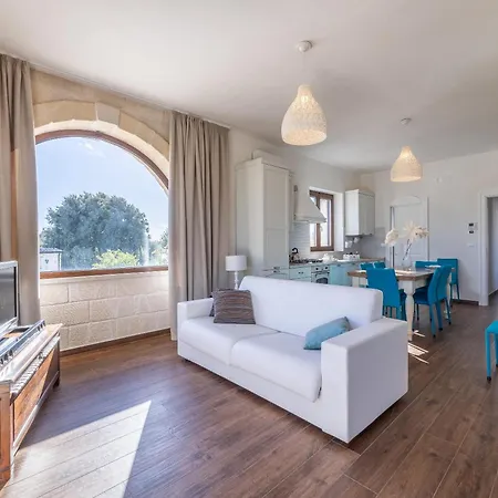 Icaria Villa Carovigno