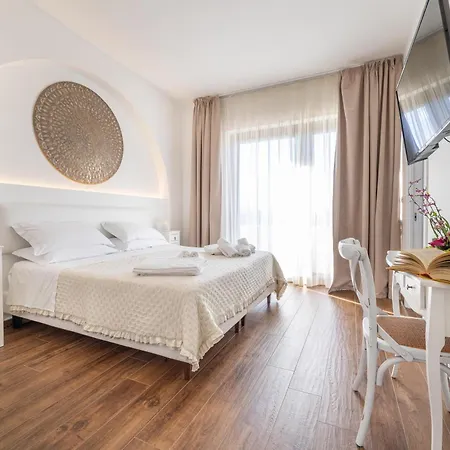 Icaria Villa *