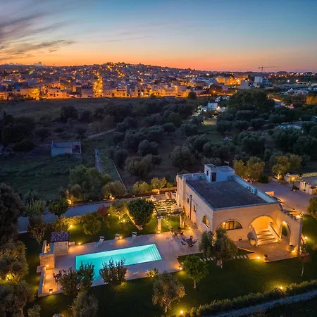 Villa Icaria *