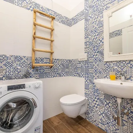 Icaria Villa *